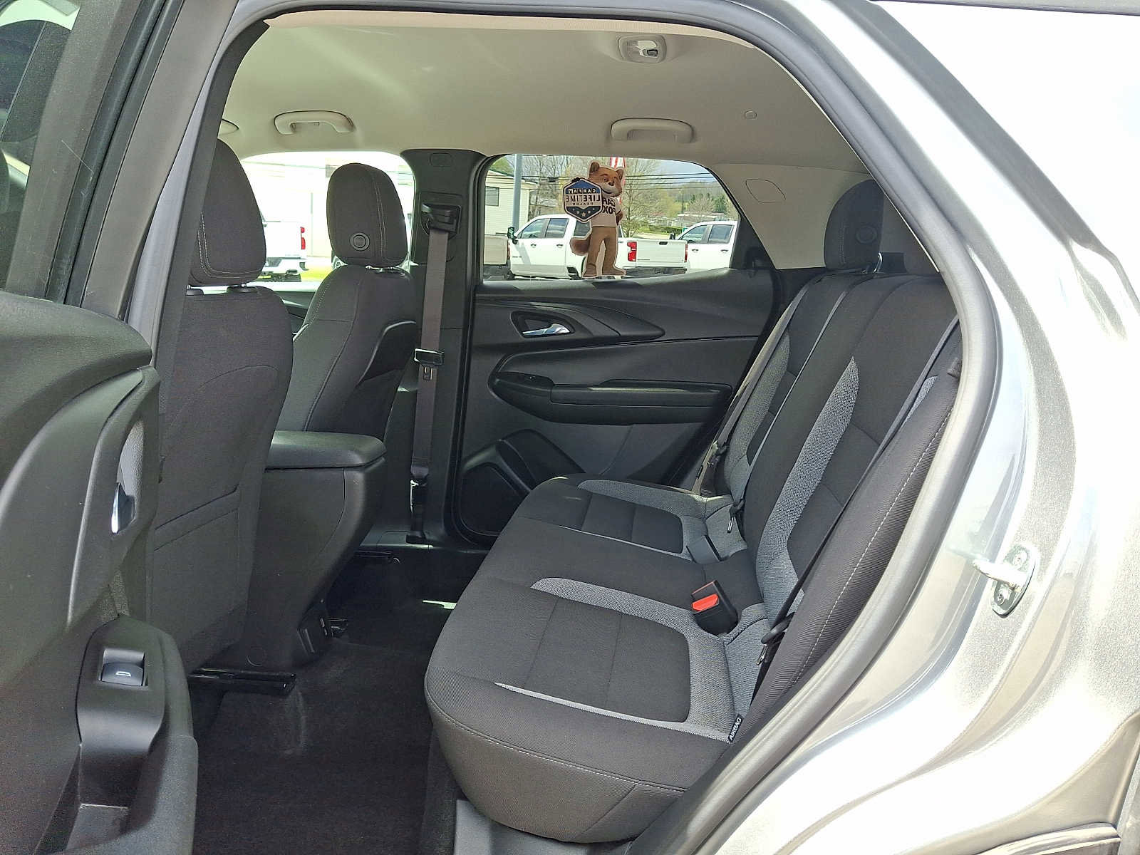 Used 2023 Chevrolet TrailBlazer LT w/ Convenience Package image 11