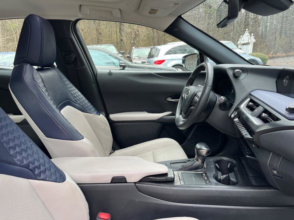 Used 2021 Lexus UX 200 w/ Premium Package image 50