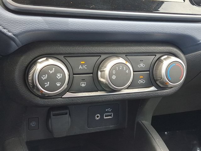 Used 2024 Nissan Versa SV FWD image 15