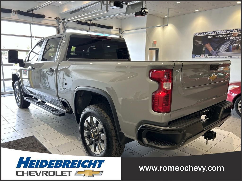 Used 2025 Chevrolet Silverado 2500 Custom w/ Custom Convenience Package AWD/4WD image 5