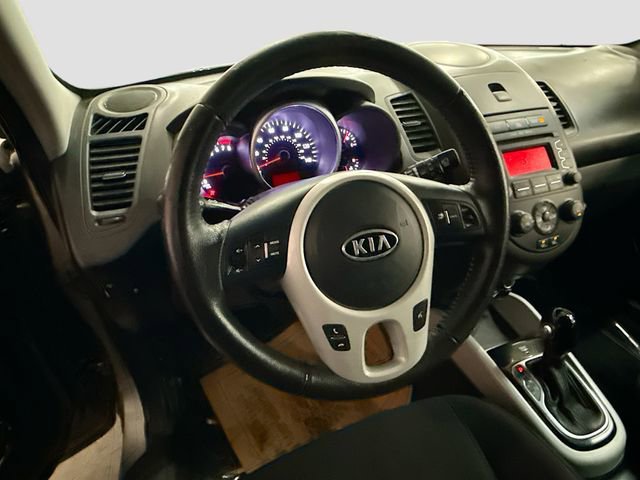 Used 2012 Kia Soul + image 12