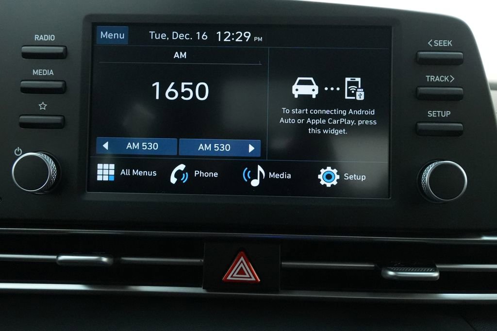 New 2026 Hyundai Elantra SE w/ Cargo Package image 31