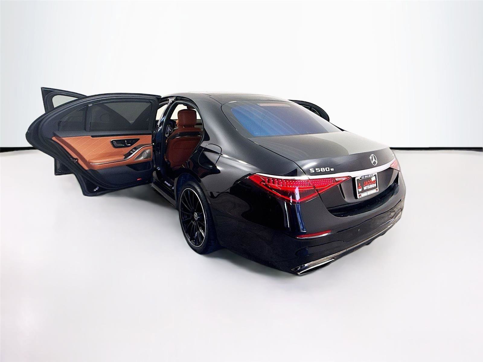 Used 2023 Mercedes-Benz S 580e 4MATIC Sedan image 18