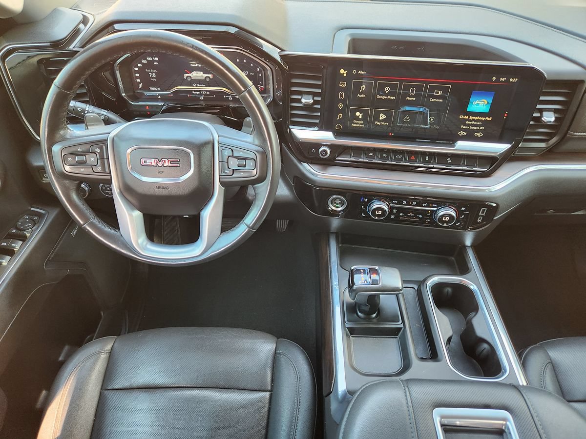 Used 2022 GMC Sierra 1500 SLT AWD/4WD image 47