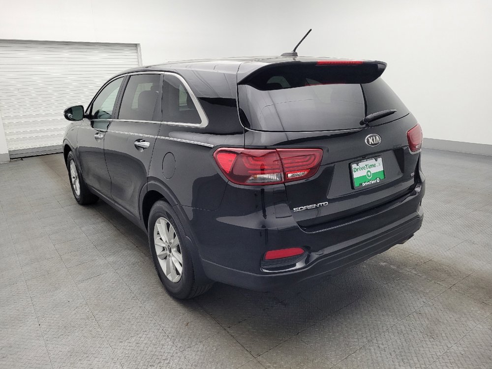 Used 2020 Kia Sorento LX image 5