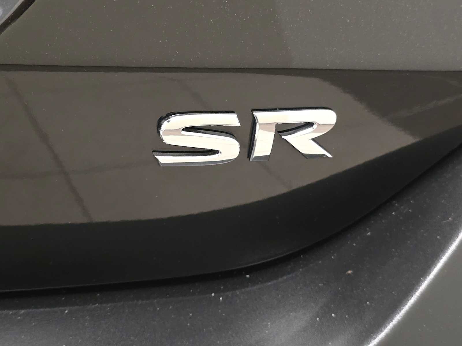 Used 2020 Nissan Kicks SR FWD image 7