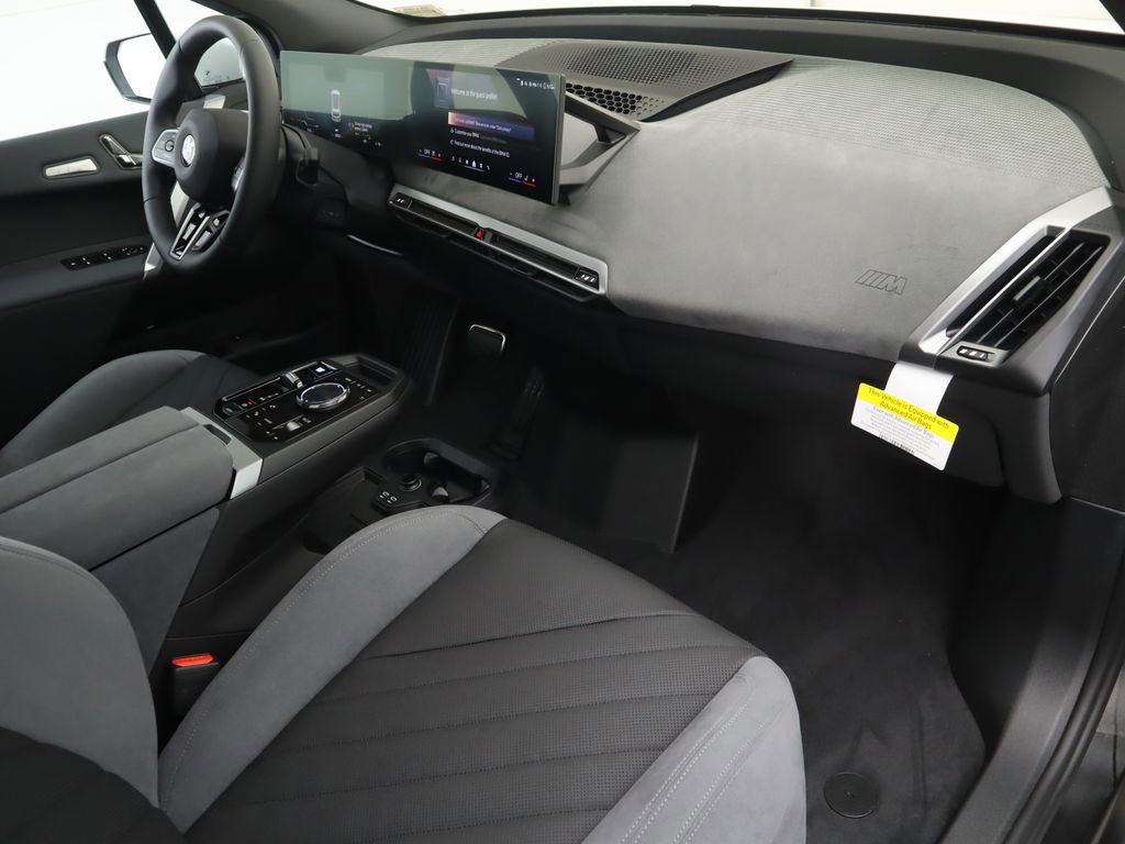 New 2026 BMW iX xDrive60 w/ M Sport Package image 18