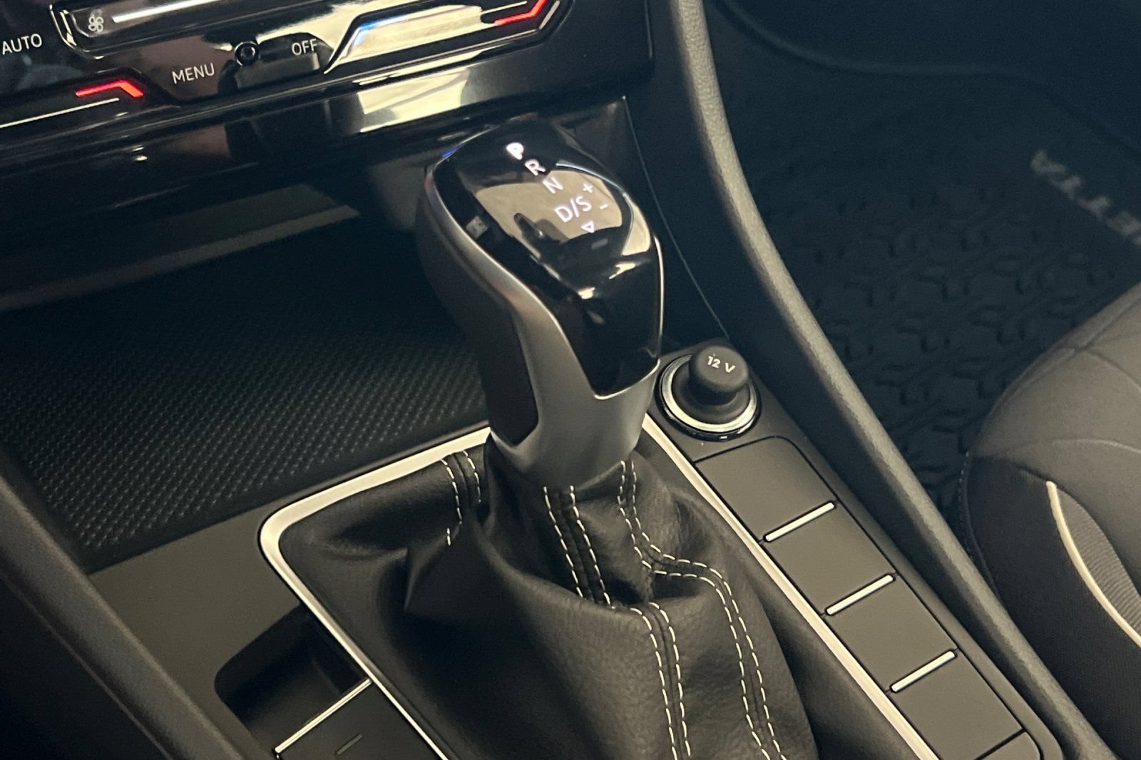 New 2026 Volkswagen Jetta Sport FWD image 20