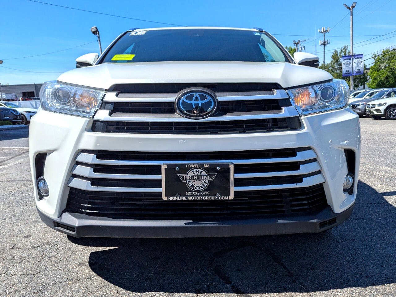 Used 2018 Toyota Highlander XLE image 4