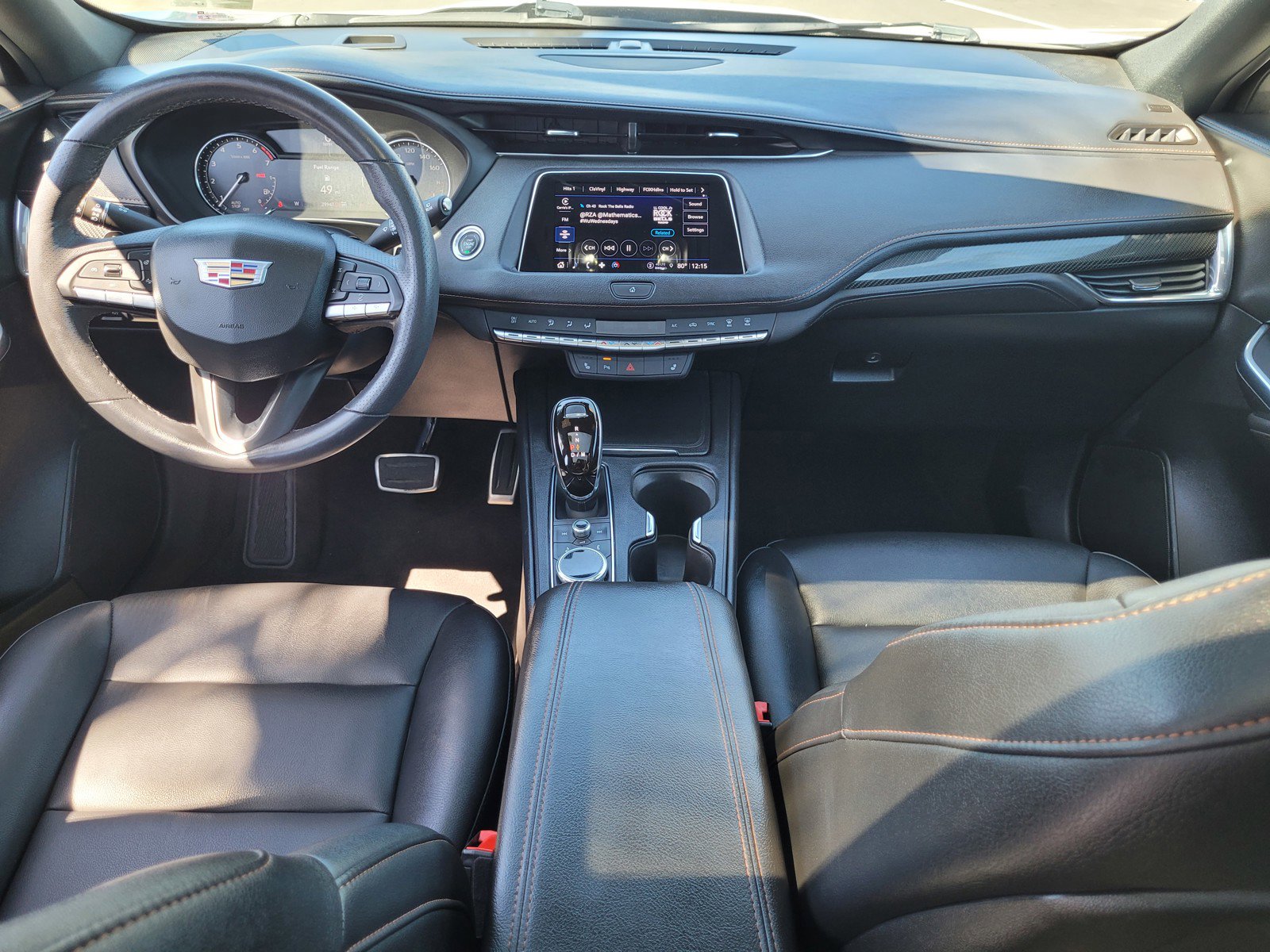 Certified 2022 Cadillac XT4 Sport w/ LPO, ONYX Package image 15