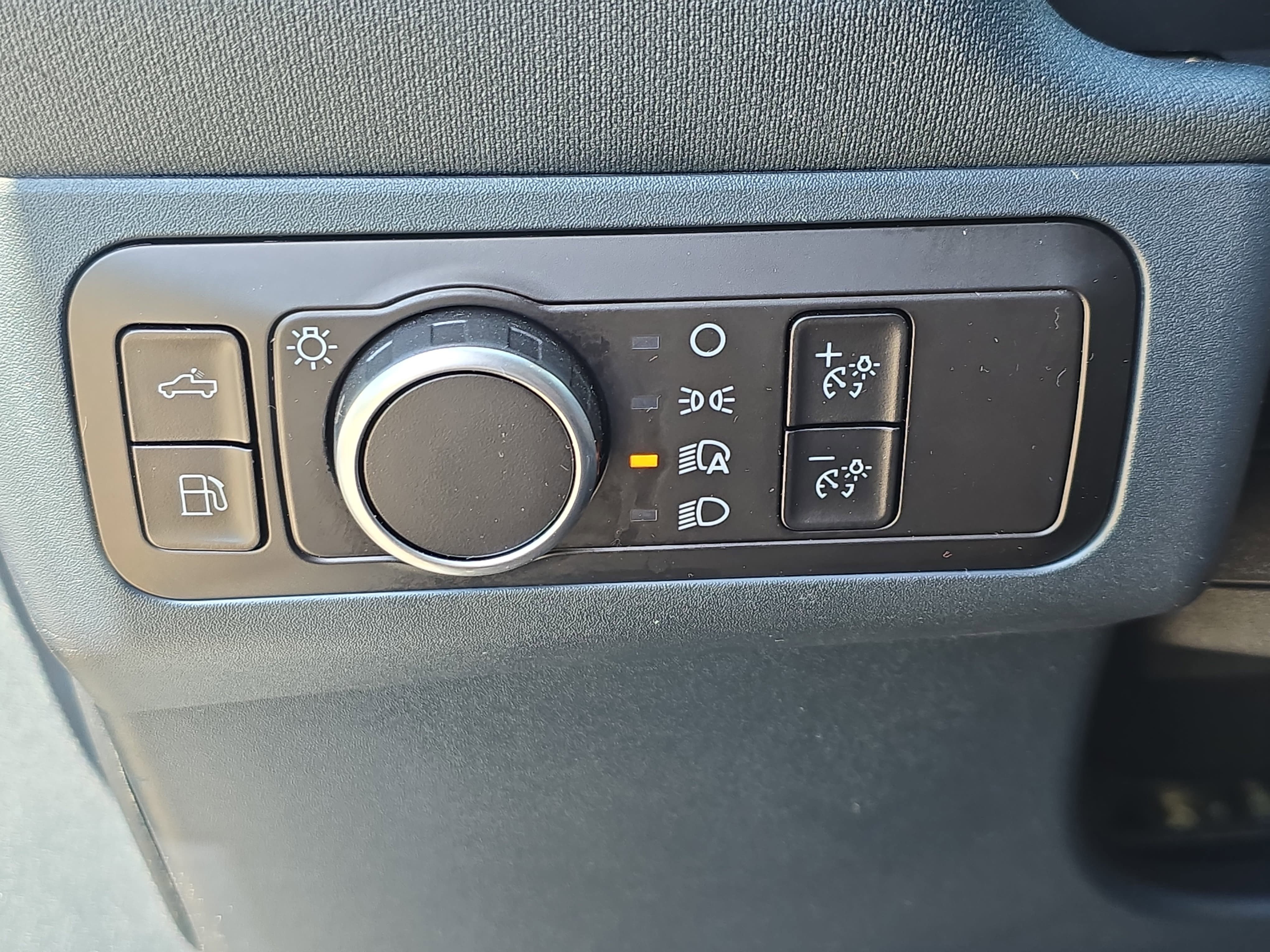Used 2023 Ford Maverick Lariat FWD image 24