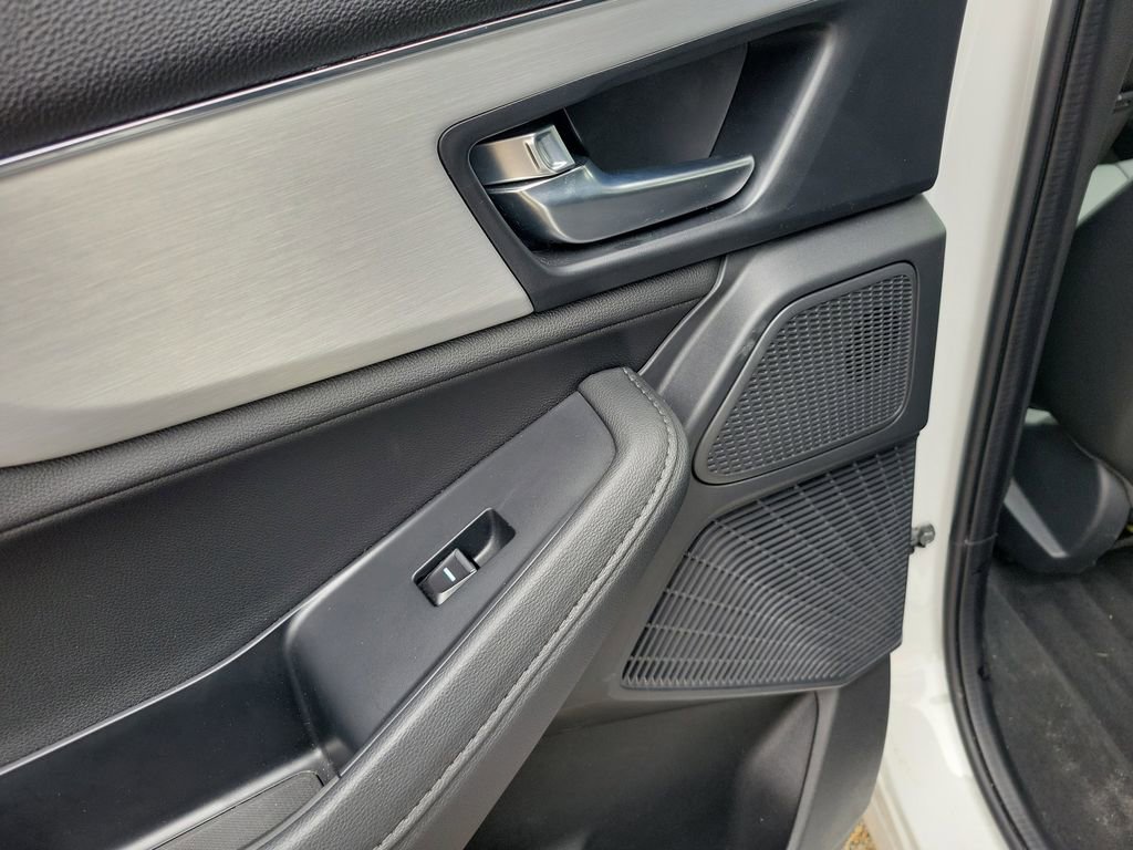 Used 2025 Acura MDX Base image 16