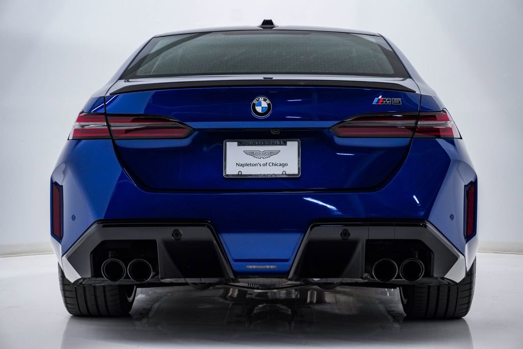 Used 2025 BMW M5 w/ Carbon Package AWD/4WD image 8