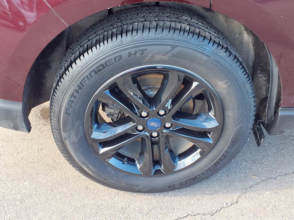 Used 2019 Ford Edge SEL w/ Equipment Group 201A image 29