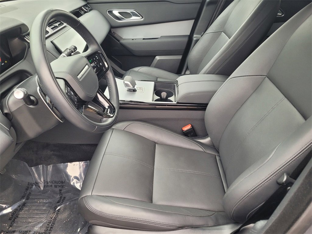 Used 2025 Land Rover Range Rover Velar S image 20
