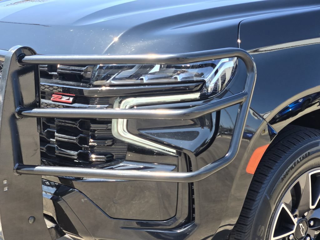 Used 2023 Chevrolet Tahoe Z71 w/ Luxury Package AWD/4WD image 12