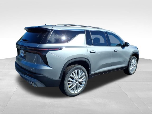 New 2027 Chevrolet Traverse LT w/ LPO, Floor Liner Package FWD image 3