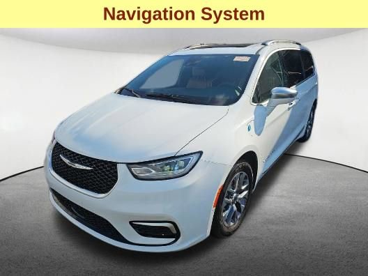 Used 2024 Chrysler Pacifica Pinnacle image 4