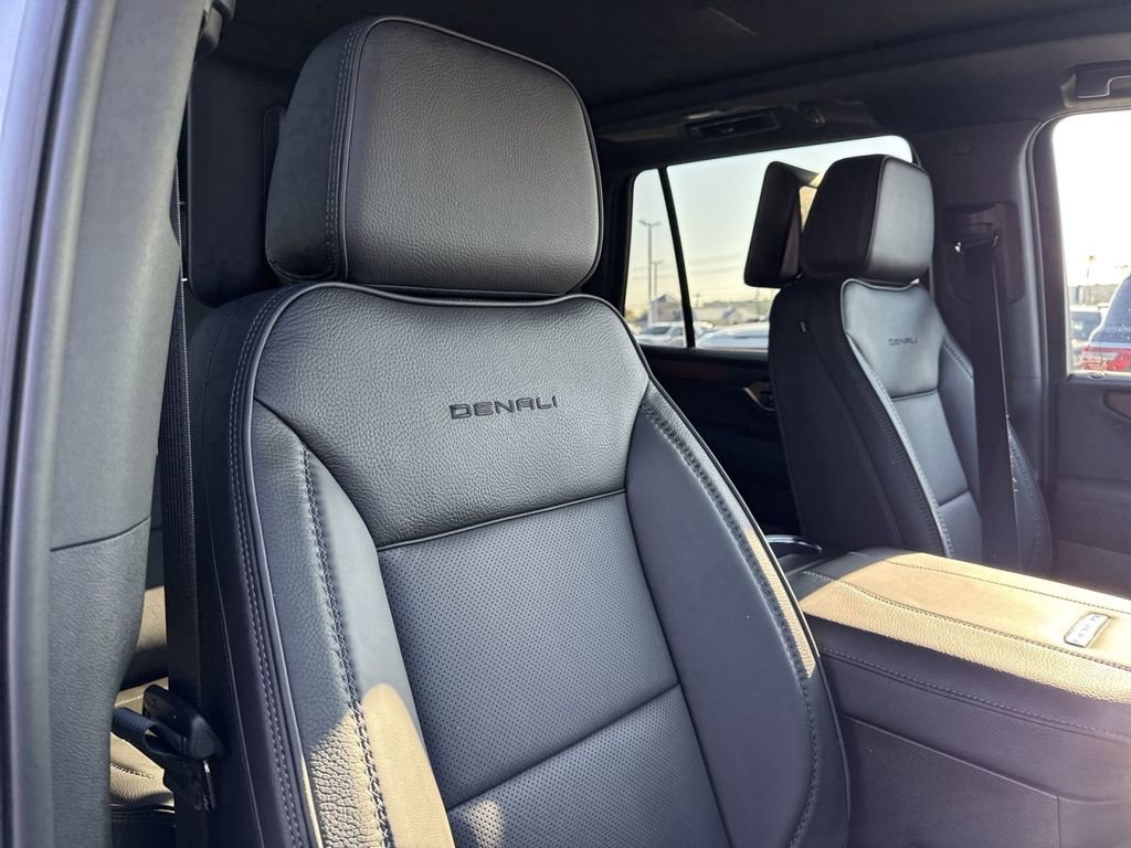 New 2026 GMC Yukon Denali w/ Denali Reserve Package image 34