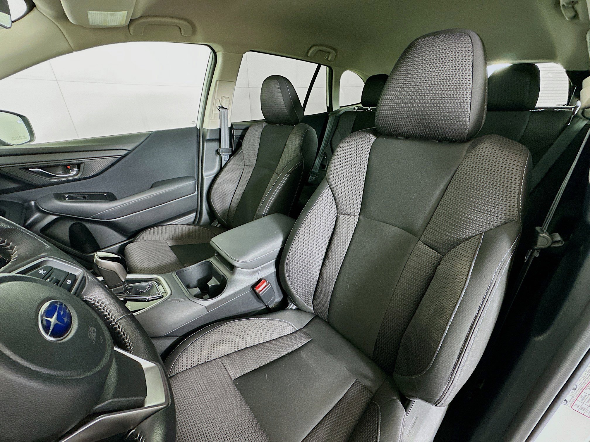 Used 2023 Subaru Outback Premium image 13