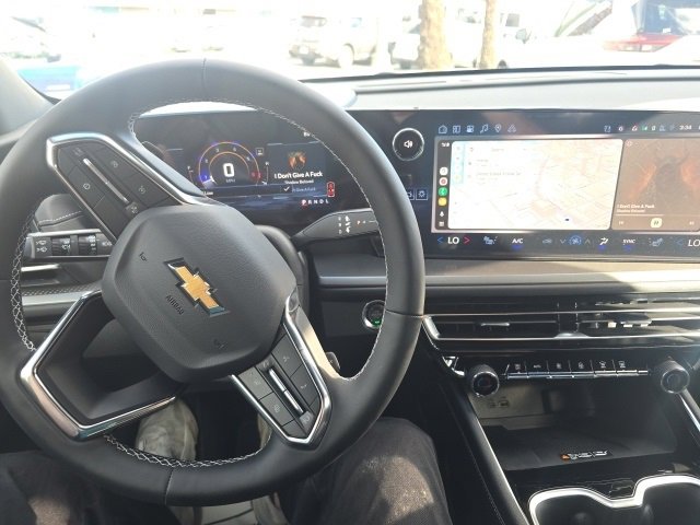 New 2026 Chevrolet Traverse LT image 8