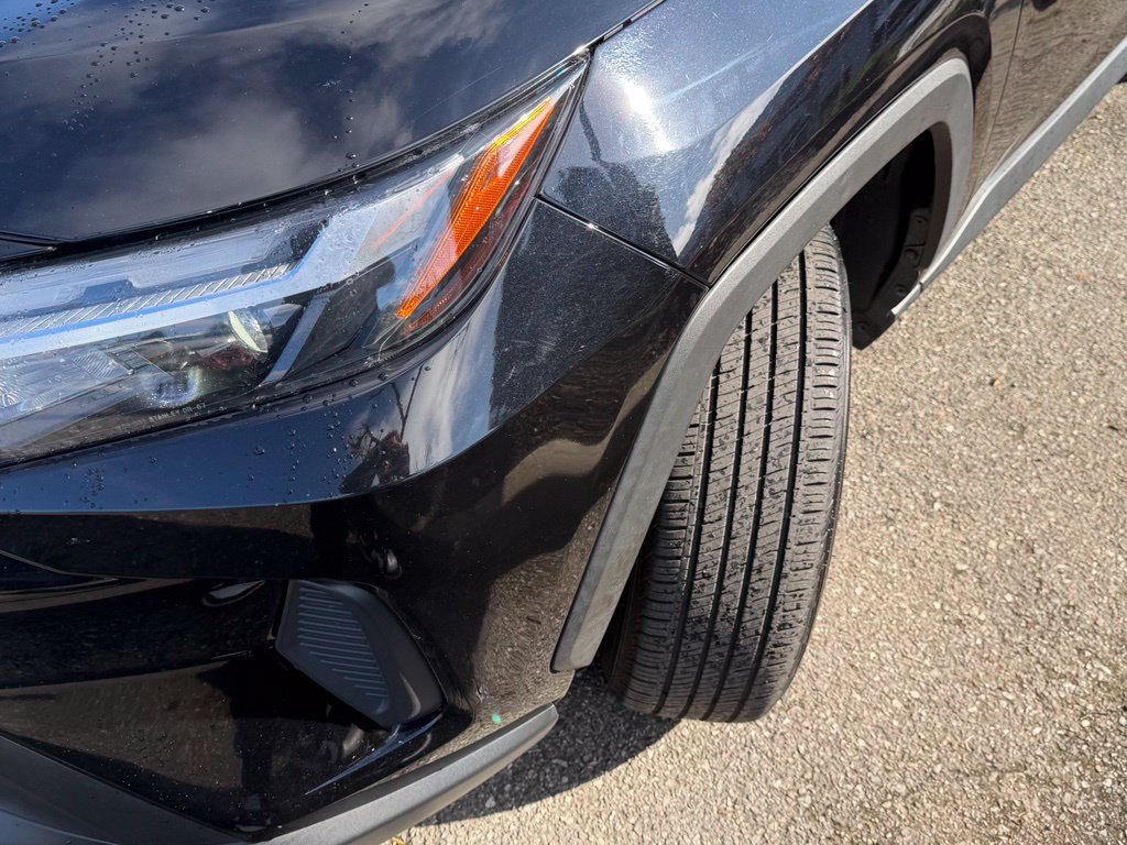 Certified 2025 Toyota RAV4 LE AWD/4WD image 3