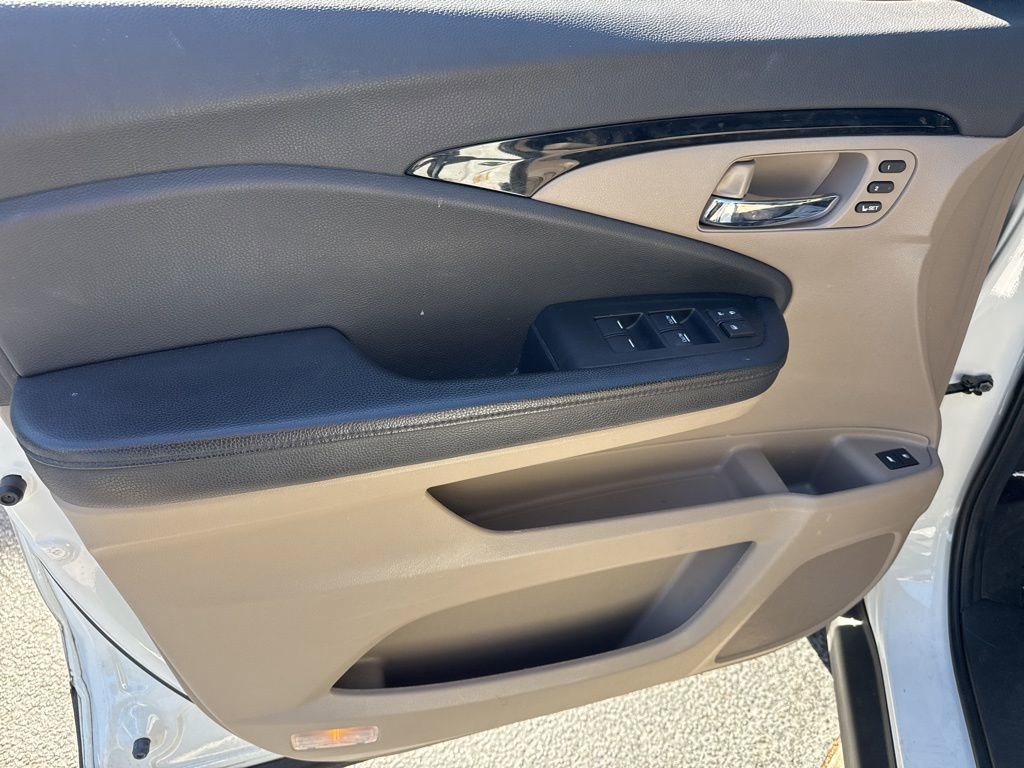 Used 2021 Honda Pilot Elite image 12