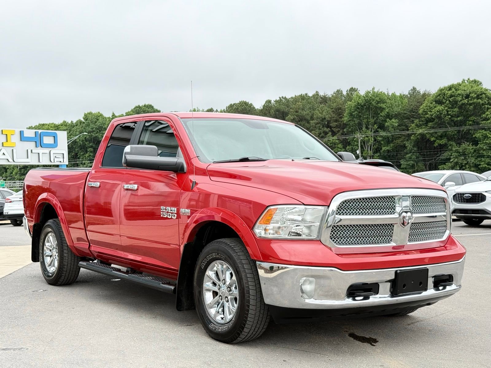 Used 2018 RAM 1500 SLT AWD/4WD image 7