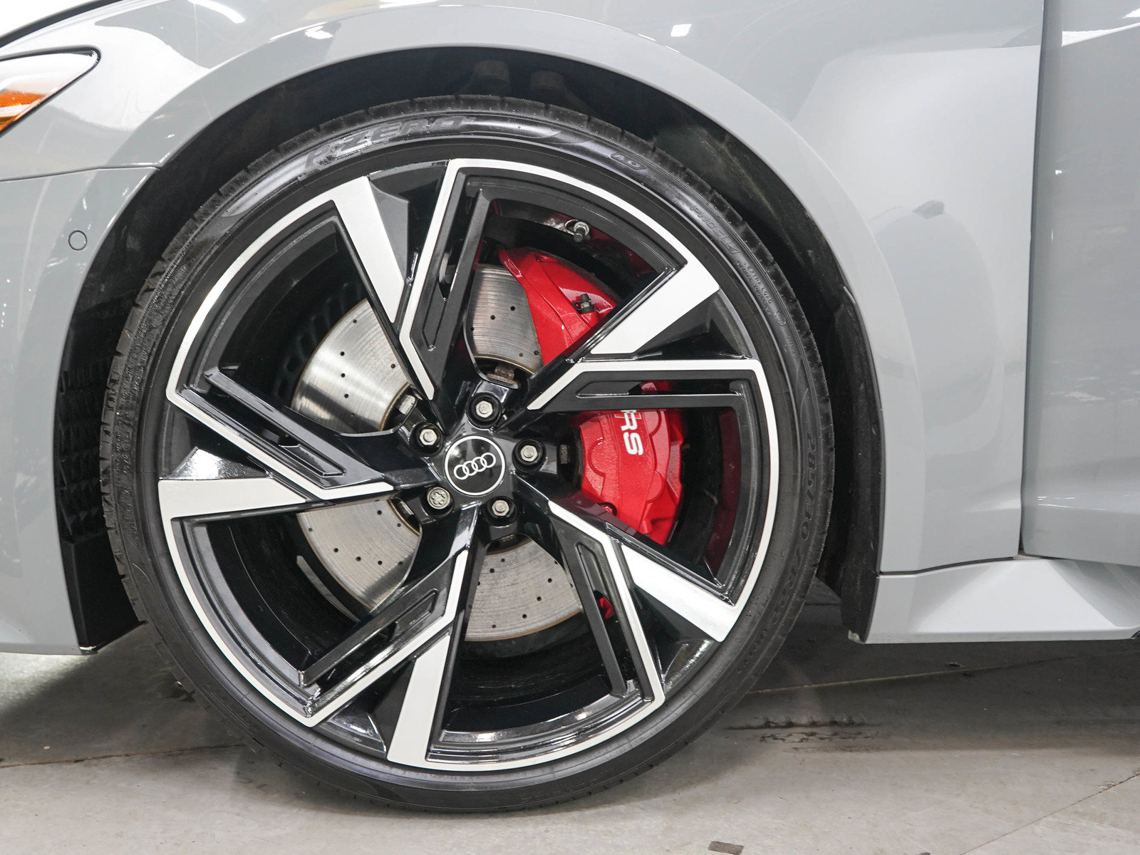 Used 2021 Audi RS 6 AWD/4WD image 31