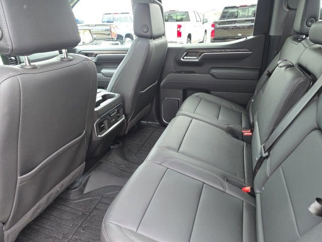 Used 2023 GMC Sierra 1500 SLT w/ SLT Premium Package image 14