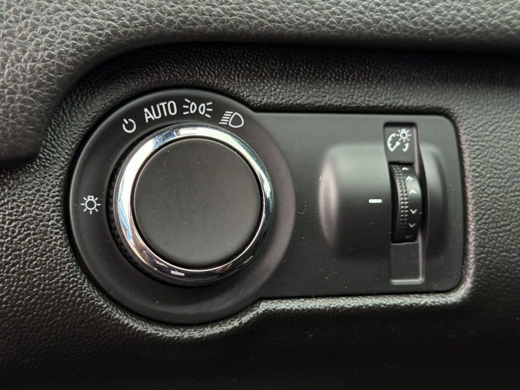 Used 2017 Buick Regal GS w/ Driver Confidence Package #2 image 31