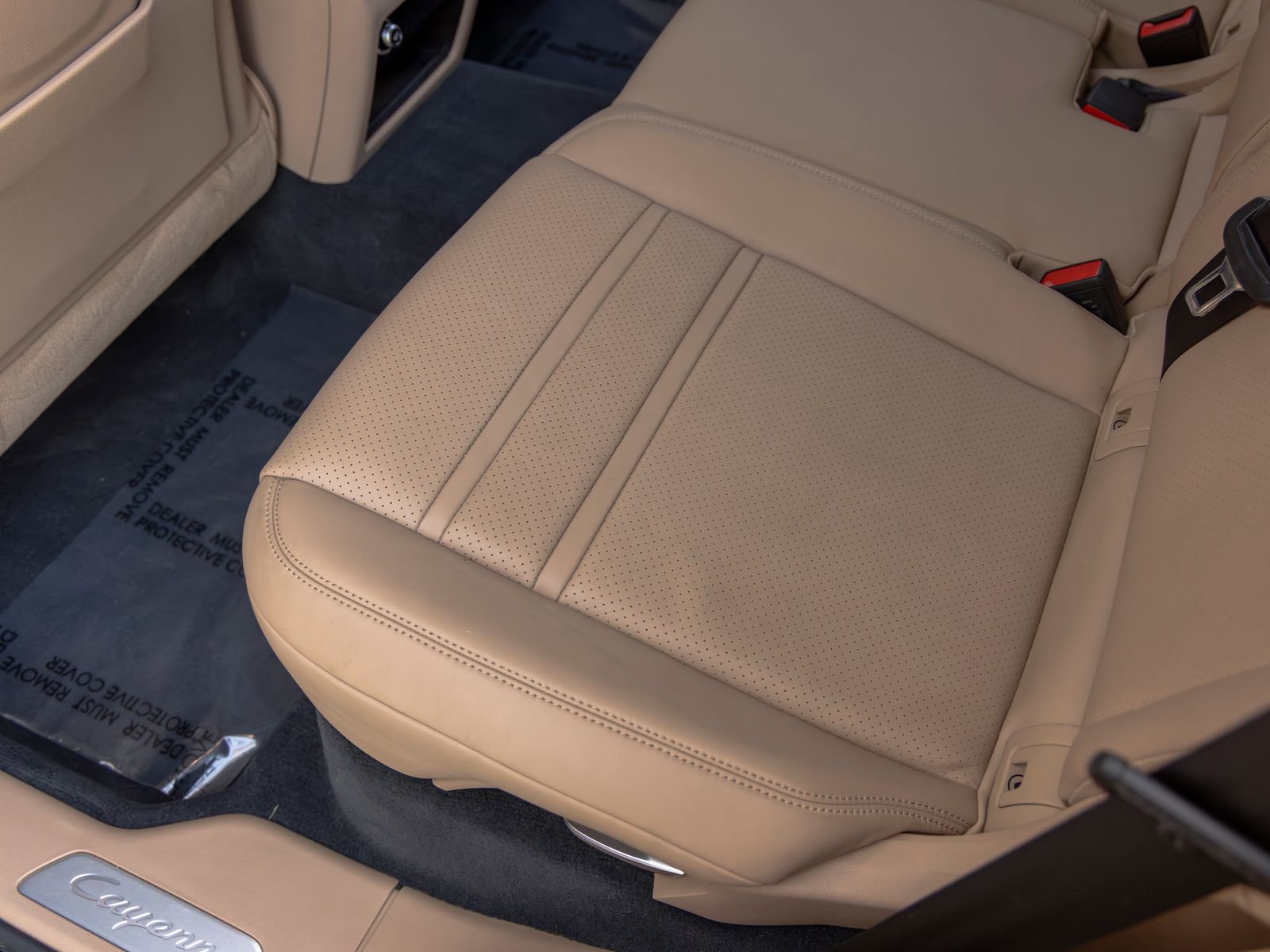 Certified 2020 Porsche Cayenne image 44