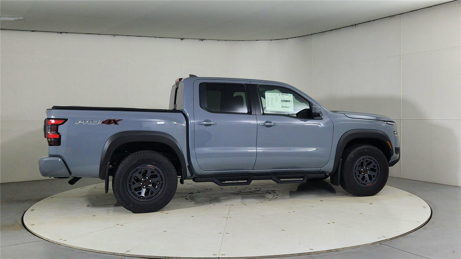 New 2026 Nissan Frontier PRO-4X w/ Pro-4x Convenience Package image 7