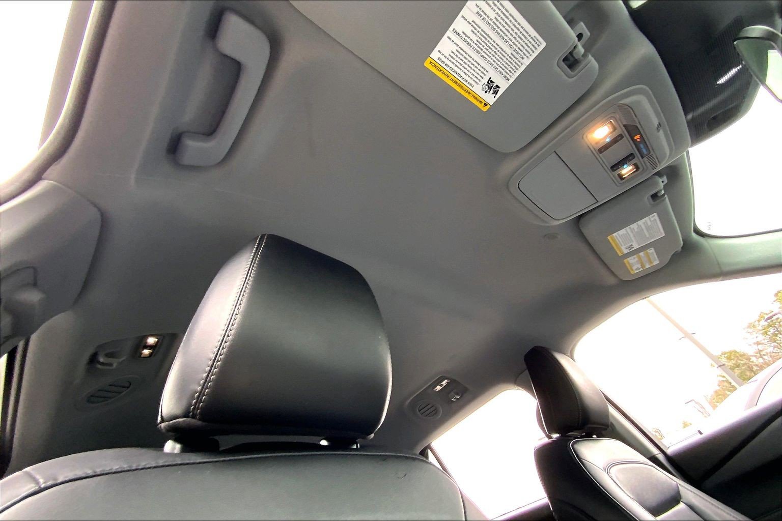 Used 2023 Ford Explorer XLT w/ Equipment Group 202A image 24