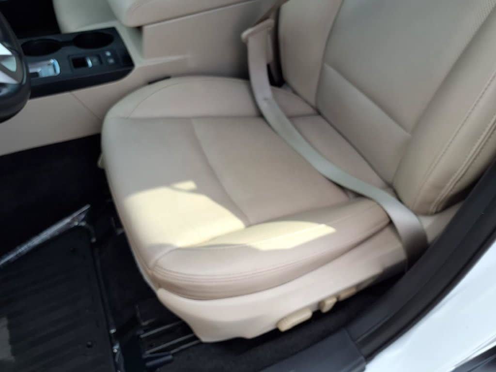 Used 2015 Subaru Outback 2.5i Limited AWD/4WD image 23