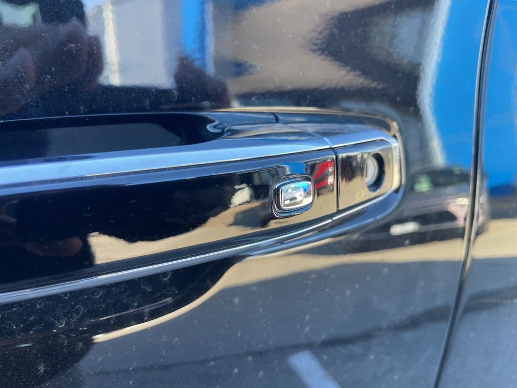 New 2026 Chevrolet Suburban Premier w/ Sun And Tow Package image 11