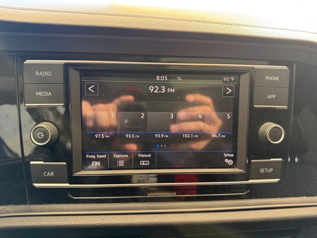 Used 2019 Volkswagen Jetta SE FWD image 19