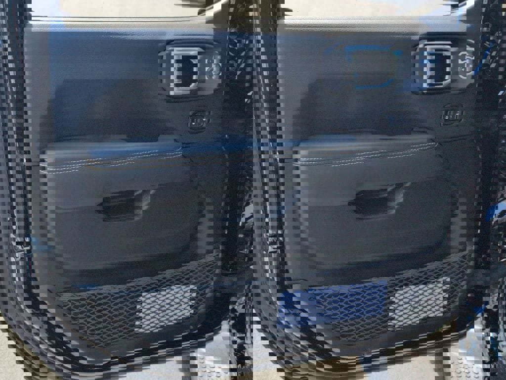 New 2026 Jeep Wrangler Unlimited Sahara image 13