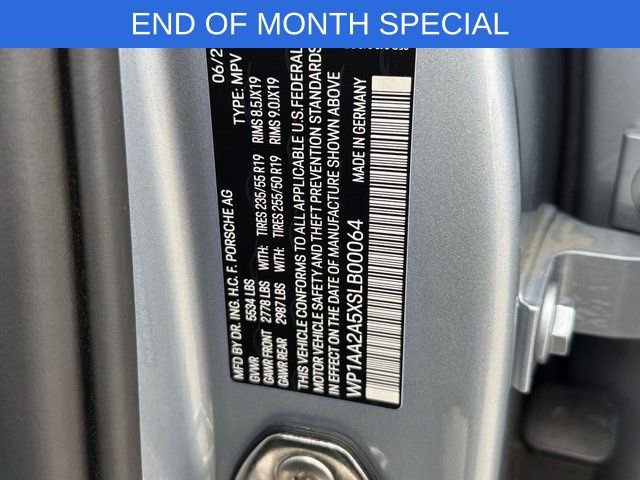 Used 2025 Porsche Macan image 31