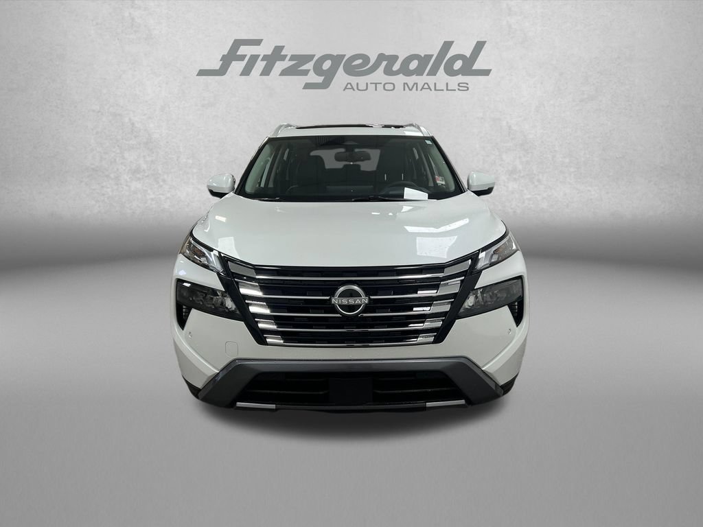 Used 2025 Nissan Rogue SL w/ SL Premium Package FWD image 11