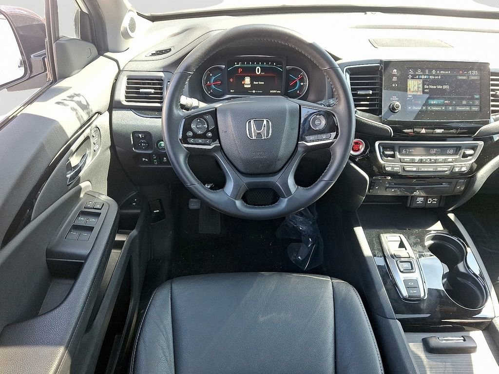 Used 2022 Honda Pilot Touring image 13