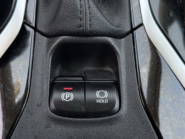 Used 2022 Toyota Corolla LE FWD image 21
