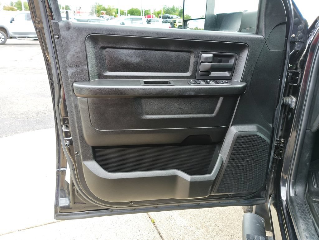Used 2019 RAM 1500 Express w/ Wheel & Sound Group AWD/4WD image 20