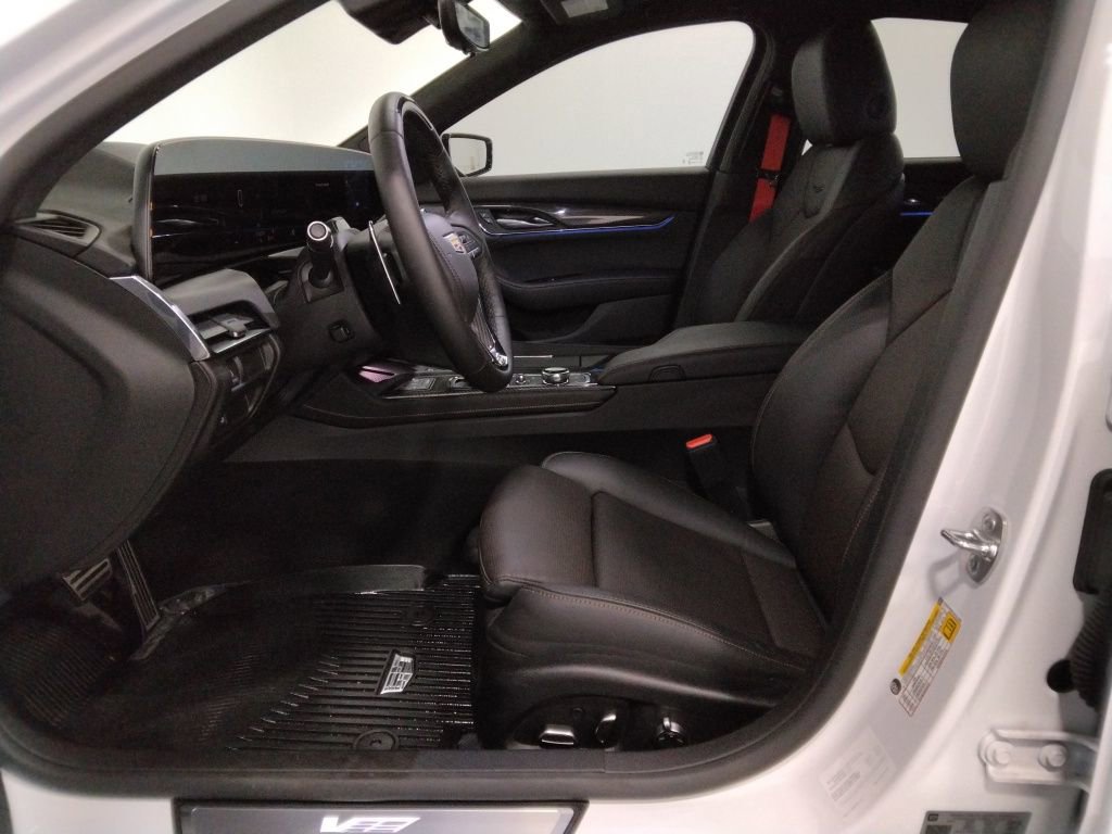 Used 2025 Cadillac CT5 V image 36
