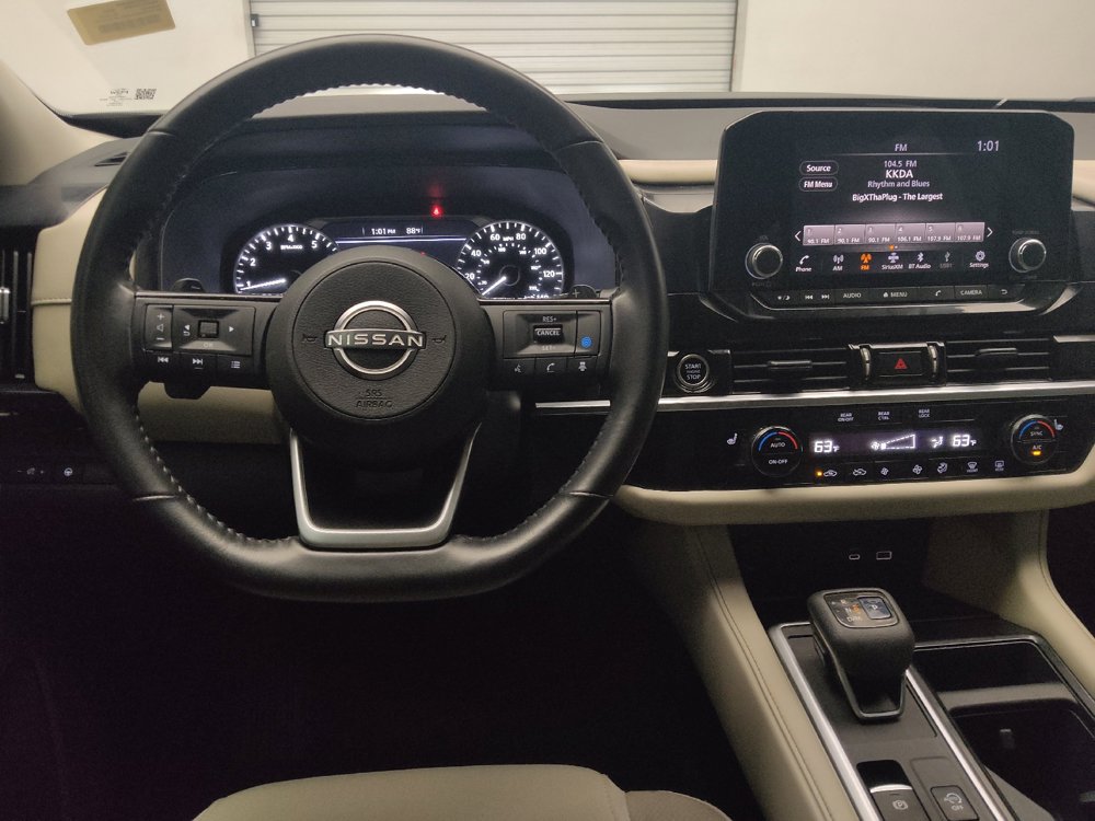 Used 2022 Nissan Pathfinder SV AWD/4WD image 22