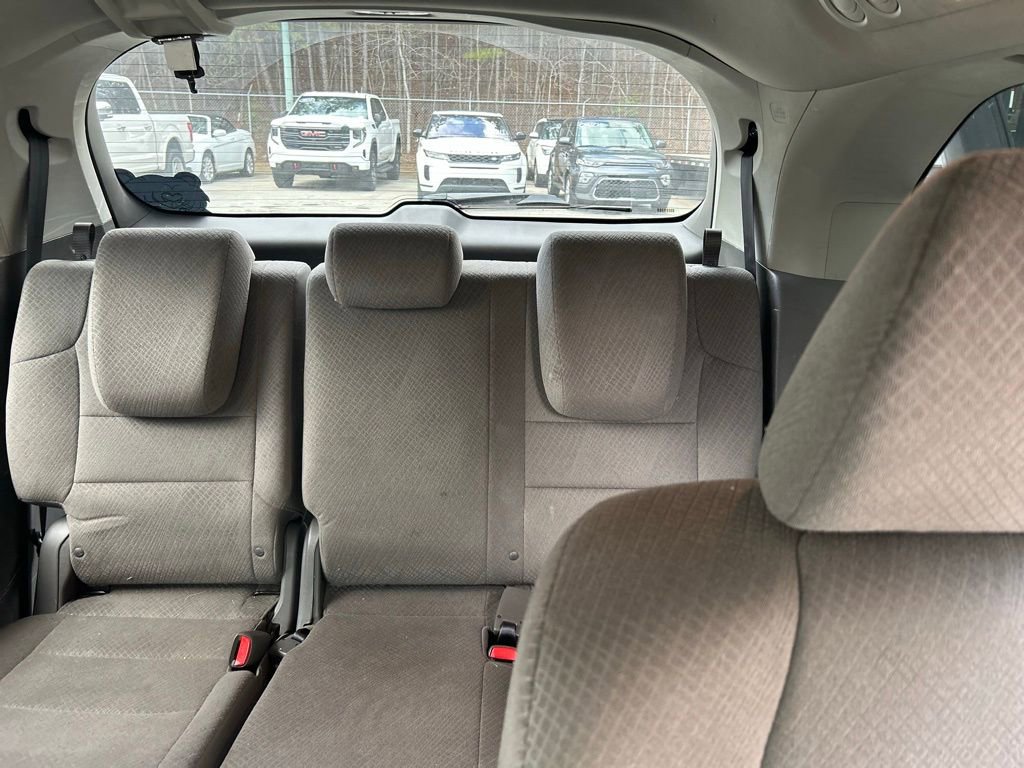 Used 2016 Honda Odyssey LX image 11