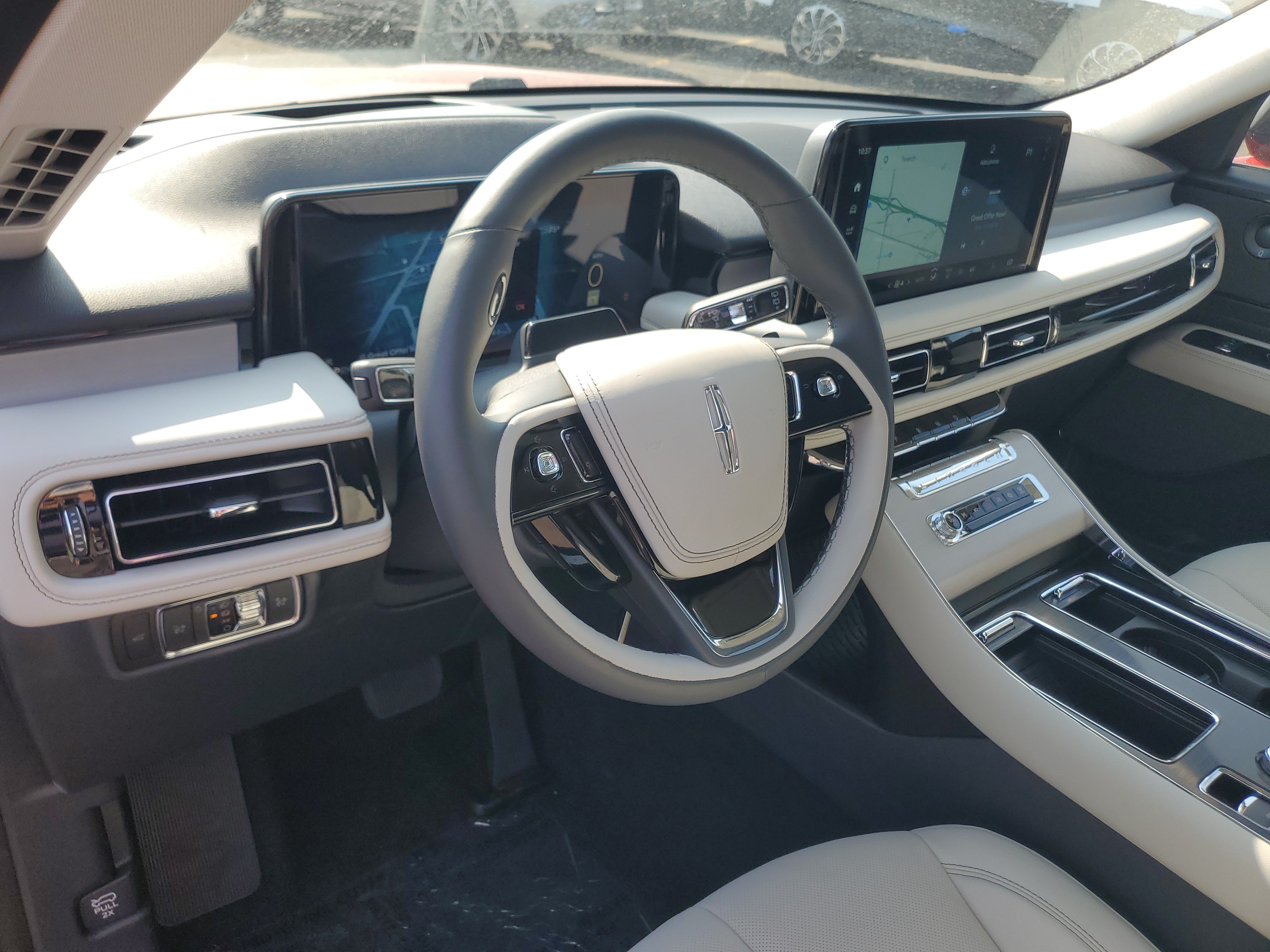 New 2026 Lincoln Aviator Reserve w/ Jet Appearance Package AWD/4WD image 12