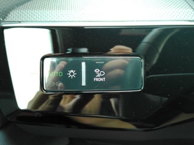 Used 2024 Audi SQ8 e-tron Premium Plus w/ Black Optic Package AWD/4WD image 38