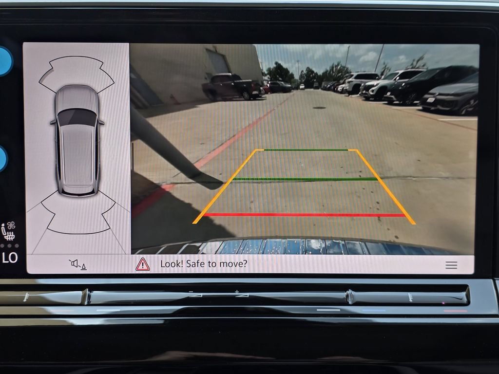 Certified 2026 Volkswagen Atlas SE FWD image 16