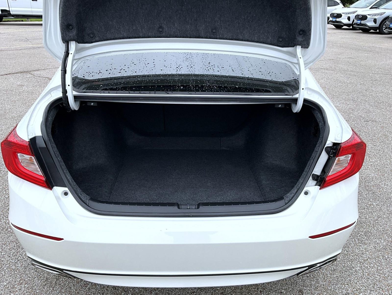 Used 2022 Honda Accord Sport image 9